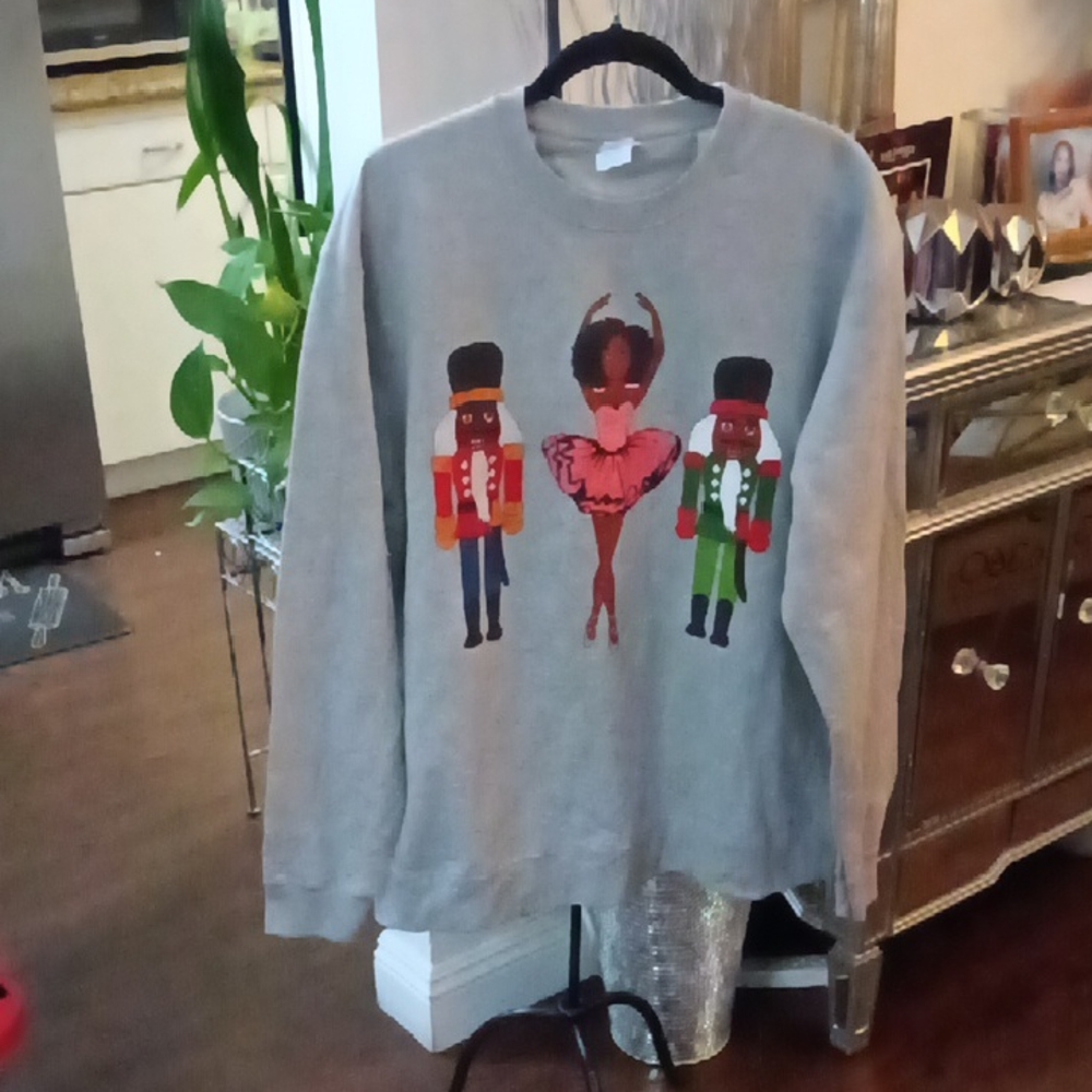 A:Port and Company Gray Sweatshirt with Festive Royal Guard Design
